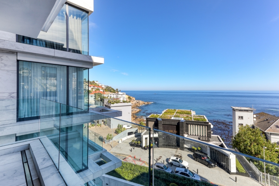 To Let 2 Bedroom Property for Rent in Bantry Bay Western Cape